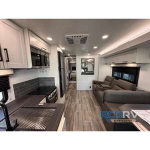 Nuevo Autocaravana Entegra Coach Odyssey 30Z 2026 de 32 pies y 325 HP con 2 Slides, Clase C, Accesorios Interiores para RV - Product Image 3
