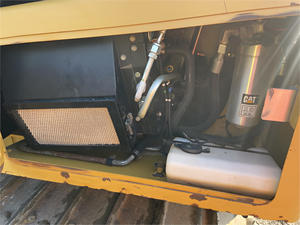 รถดันดินตีนตะขาบ Caterpillar D4K2 LGP ปี 2015 พร้อมปั๊มและเครื่องยนต์ประสิทธิภาพสูงสำหรับงานก่อสร้าง - Product Image 5