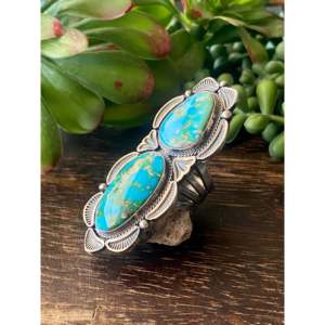 Bague en argent sterling avec turquoise de la montagne Sonoran de Sheila Tso, taille 8.25, sertie à la main, bijou délicat pour femmes - Product Image 4