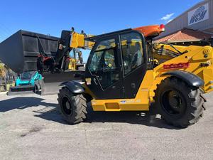 รถยกเทเลสโคปิคขนาดใหญ่รุ่นใหม่ รับน้ำหนักได้ 2500 กก. ระยะเอื้อม 20 ม. เครื่องยนต์ดีเซล ขับเคลื่อน 4 ล้อ สำหรับพื้นที่ขรุขระ ระบบไฮดรอลิก รับประกัน 4 ปี - Product Image 2