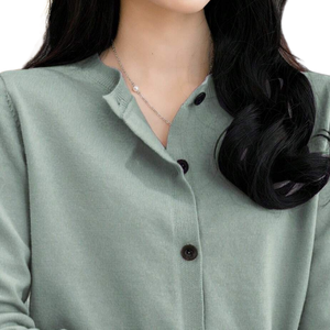 Cardigan en polyester 100 % uni pour femme, col rond, tricoté, boutonné sur le devant, manches longues, coupe classique, pour le printemps, l'automne et l'hiver - Product Image 4