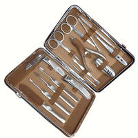Ensemble d'instruments professionnels de luxe personnalisés pour le soin des ongles, kit de manucure et pédicure 3-en-1, coupe-ongles léger, boîte portable pour la maison