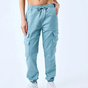 Pantalon cargo taille haute pour femme, tendance et fonctionnel, pantalon cargo pour femme avec plusieurs poches, pantalon cargo pour femme - Product Image 3