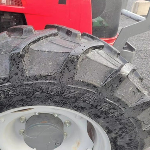 Tractor Massey Ferguson 4707 de 70 CV con Tracción en las 4 Ruedas de 2018: Transmisión de Engranajes Confiable con Bomba y Caja de Cambios Duradera - Product Image 1