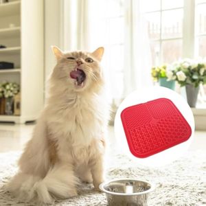 Alfombrilla de silicona para lamer perros HILIM, alimentador lento para mascotas, reduce el estrés, mejora la digestión, material seguro antideslizante - Product Image 2