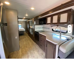 รถบ้านเคลื่อนที่รุ่น DISCOUNT CS 2026 T-h-o-r M-o-t-o-r C-o-a-c-h H-u-r-r-i-c-a-n-e 34J Rvs Camper - Product Image 2