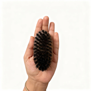 Brosse à barbe en bois MORGANS INDUSTRIES avec poils de cheval, manche écologique, pour le soin de la barbe des hommes, utilisation en salon et à domicile - Product Image 2