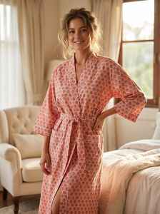 ชุดกิโมโนผ้าฝ้ายลายดอกพีชพร้อมเข็มขัดลายทาง ชุดคลุมอาบน้ำสปา ชุดลำลองน้ำหนักเบา - Product Image 2