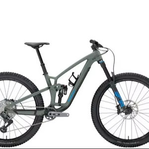 Recién Llegado: TREEKK Fuel EX 8 GX AXS S 27.5 2025, Color Mate Keswick - Product Image 1