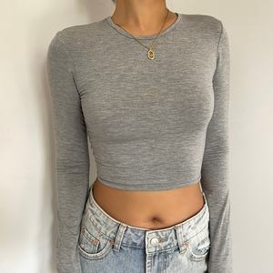 Casero coreano Sexy Spice Girl estilo Top corto de manga larga <span class=keywords><strong>Chaleco</strong></span> de <span class=keywords><strong>mujer</strong></span> camiseta Sensual hueco estampado patrón máquina diseñada - Product Image 2