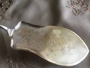 Cake Server Spoon in Stainless Steel With Elegant Design Flatware Perfect for Wedding Events and Kitchen Dining Tableware - Product Image 4