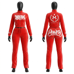 Ensemble t-shirt et legging femme en velours premium 280 GSM, rouge, avec impression et broderie personnalisées, logo sur mesure. - Product Image 1