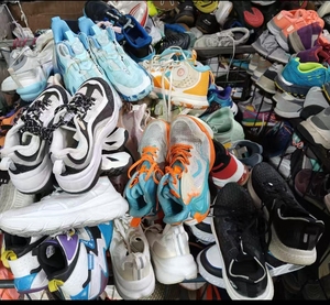 Used Men's Running Athletic Shoes Breathable Sports <strong>Trainers</strong> MIX Brand Mix Color Mix Size - Product Image 2