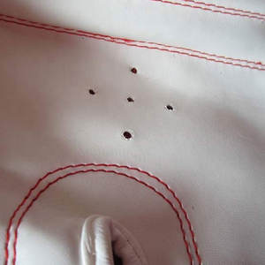 Gants de boxe avec rembourrage avancé et ajustement confortable pour l'entraînement, finition extérieure lisse et conception sécurisée du poignet - Product Image 6