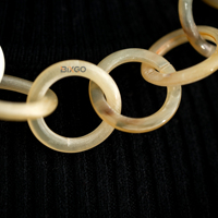 Meilleure vente en gros corne de buffle naturelle longue chaîne à maillons collier pour femmes origine vietnamienne accessoires de mode pour cadeaux