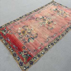 Alfombra Turca de 3.9x7.9 pies, Alfombra Vintage, Alfombra Roja con Puntos de Polka, de Lana - Product Image 2