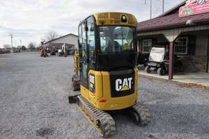 Mini-excavatrice Caterpillar 302CR de 2019, neuve et d'occasion, de haute qualité, avec un moteur diesel 62 CV, 4 roues motrices, bon prix - Product Image 6