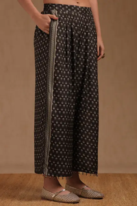 Vêtements indiens et pakistanais exclusifs robe noir imprimé coupe ample femmes Kurta Palazzo ensemble pour femmes mode quotidienne et festive - Product Image 5