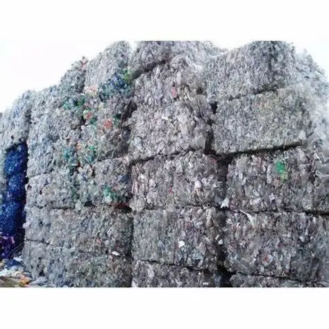 Hoge Kwaliteit Gerecycled Plastic Schroot Vlokken/Fles Grade Pet Pellets Beschikbaar Voor Verkoop Tegen Lage Prijs