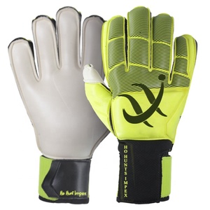 Venta al por mayor profesional de fútbol guantes de portero de fútbol personalizado impreso PU Material protector OEM PVC guantes de portero - Product Image 5