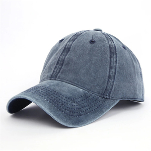 Casquettes de baseball classiques en gros Fournisseur en vrac Casquettes en coton réglables brodées avec logo personnalisé Vêtements de plein air décontractés à la mode - Product Image 3