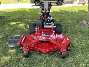 Tondeuse autoportée Ferris ProCut S 61 Nouvelle 2023, à essence, garantie 3 ans, montage avant, rouge, personnalisée France - Product Image 4