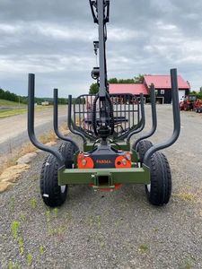 Potente Remolque para Troncos de 8 Toneladas con Grúa Hidráulica de 6.5m y Garra Giratoria, Máquina Comercial de Arrastre para Tractor Forestal de Alta Capacidad - Product Image 2