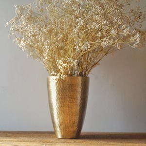 Florero de Metal de latón respetuoso con el medio ambiente grabado/en relieve, creatividad artesanal resistente, diseño moderno, cantidad personalizada, boda - Product Image 1