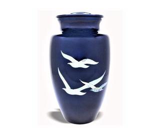 โกศสำหรับผู้ใหญ่สำหรับขี้เถ้าฝังแม่ของไข่มุกกุหลาบทำเฉพาะกับชิ้นส่วนของไม้ถูพื้นสร้าง3นกพิราบบนพื้นหลังสีน้ำเงิน - Product Image 1