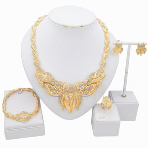 Zhuerrui grandi fiori ti amo <span class=keywords><strong>Xoxo</strong></span> abbraccio e bacio Set di gioielli Dubai matrimonio dorato alla moda collana di lusso Set di gioielli X0095 - Product Image 5