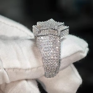 แหวนหมั้นโมอิสซาไนต์ทรงคลาสสิคแบบโซลิแทร์สำหรับผู้หญิง คุณภาพสูง ทรงกลม ไร้สี สำหรับวันครบรอบแต่งงาน - Product Image 5