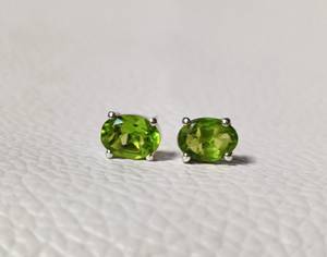 ต่างหูเพชรเพอริดอทสีเขียว925ต่างหูเงินสเตอร์ลิงต่างหูพลอยธรรมชาติต่างหูเงินสีเขียวคุณภาพสูงสำหรับผู้หญิง - Product Image 2