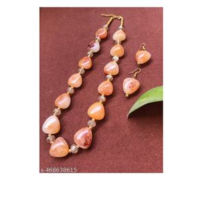 Collier en forme de coeur en résine époxy acrylique avec boucles d'oreilles ensemble plaqué or bijoux de mode accessoires cadeau pour filles et femmes - Product Image 4