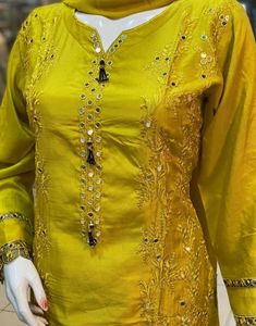 ชุดเดรสผู้หญิงปากีสถานแฟนซีงานปักลวดลายสวยงาม - Product Image 3