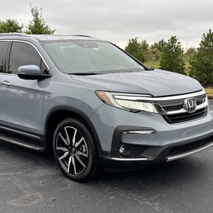 Honda 2020 usado PILOT TOURING 7 pasajeros FWD SUV híbrido opciones de combustible gasolina descuento venta izquierda derecha coche usado - Product Image 1