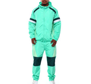 Survêtement coupe-vent léger en polyester et nylon imperméable avec logo personnalisé pour homme, ensemble de survêtement de sport d'extérieur - Product Image 1