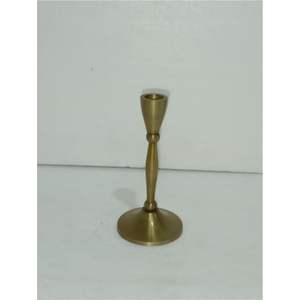 Portavelas Minimalista de Metal Verde Mate |   Candelabro Cónico de Hierro Estilo Nórdico |   Candelabro Decorativo para Mesa - Product Image 3