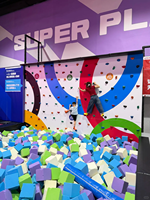 Ensembles d'équipements de jeux intérieurs durables et personnalisés pour enfants - Zones de jeux de parcs d'attractions, usage commercial, écoles, centres commerciaux