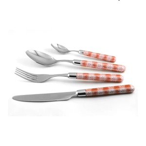 Juego de 4 cubiertos de acero inoxidable, ideal para utensilios de cocina, mesa, comedor, uso doméstico, cubiertos chapados en Color plateado, mango de Color rosa - Product Image 3