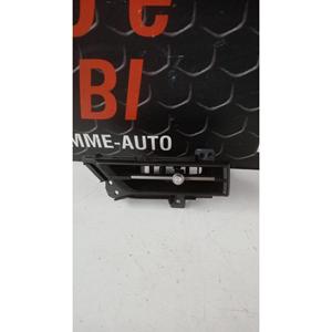ช่องระบายอากาศแผงหน้าปัดซ้าย รุ่น DR 6.0 ซีรีส์ (22>) หมายเลขอะไหล่ 401001121AAEBK - Product Image 2