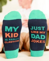 Chaussettes personnalisées à lettres drôles assorties à la famille Juste mon père blagues Nouveauté Bas Énonciations Cadeau Chaussettes pour hommes Articles à vendre en gros