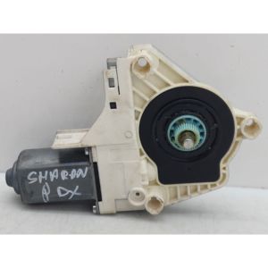 MOTORE ELETTRICO PER FINESTRINO POSTERIORE DESTRO VOLKSWAGEN Sharan 4a Serie 8K0959801B (10>) - Product Image 1