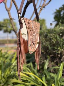 Bolso de Mano de Cuero Tallado a Mano con Flecos, Estilo Bohemio Gitano Vintage, Hecho a Mano, de Piel de Vaca, para Llevar al Hombro o Cruzado, Elegante - Product Image 2