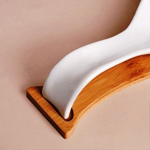 Portacucharas de Acero Inoxidable Blanco con Bandeja de Madera, Reposacucharas Personalizado, Color Personalizado, Hecho a Mano, Ecológico, Apto para Lavavajillas - Product Image 3
