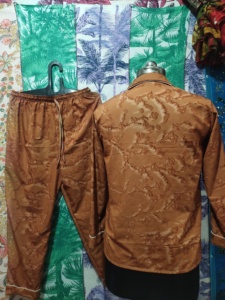Conjunto de pijama de seda hecho a mano de lujo para mujer, ropa de dormir suave, bolsa de regalo a juego, ropa de dormir de verano para dama de honor, elegante, cómoda, Floral - Product Image 2