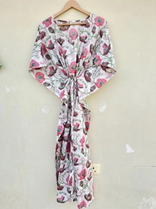 Kaftan en coton biologique imprimé à la main en Inde, taille unique, col en V, fermeture à cordon, couvre-plage, vêtement de nuit, maxi - Product Image 3