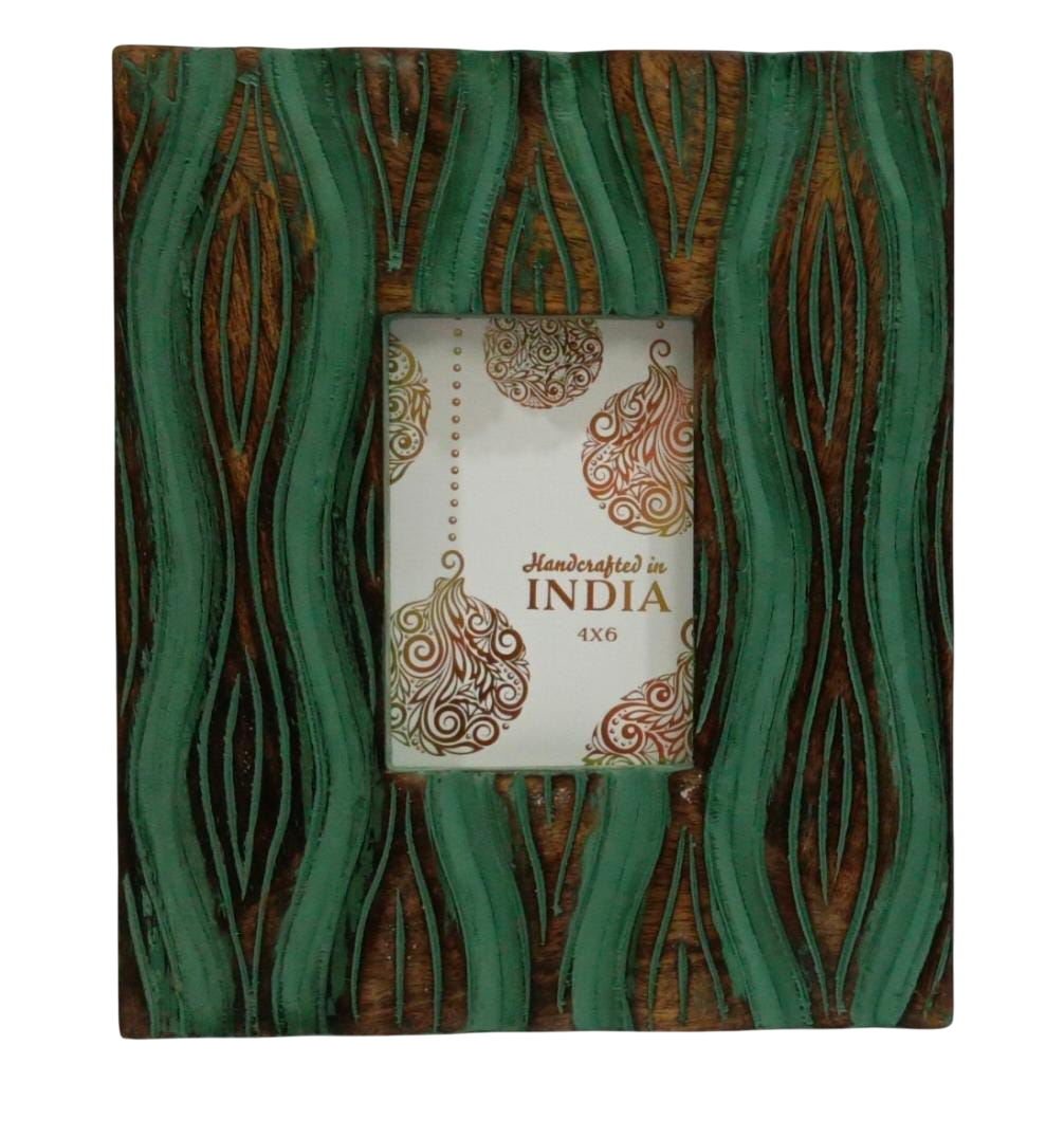 สีเขียว