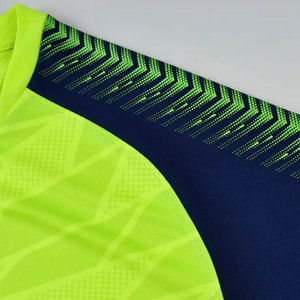 Uniforme de fútbol fabricado en Pakistán, servicio OEM, la mejor calidad, disponible en stock, uniformes de fútbol - Product Image 5