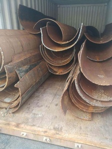 Barres de rail en acier de récupération en fonte à faible coût, section de rail de train usagée avec un teneur élevée en Fe pour le recyclage et la transformation industrielle - Product Image 5