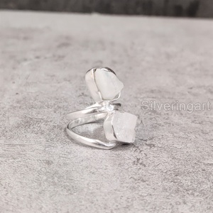 Joyería de piedra en bruto, anillo para mujer, piedra lunar arcoíris Natural, piedra preciosa en bruto, piedra natal de junio, joyería de 2 piedras, anillo de Plata de Ley 925 - Product Image 1